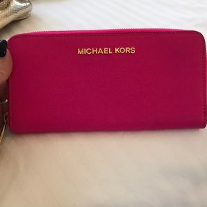 Michael Kors wallet